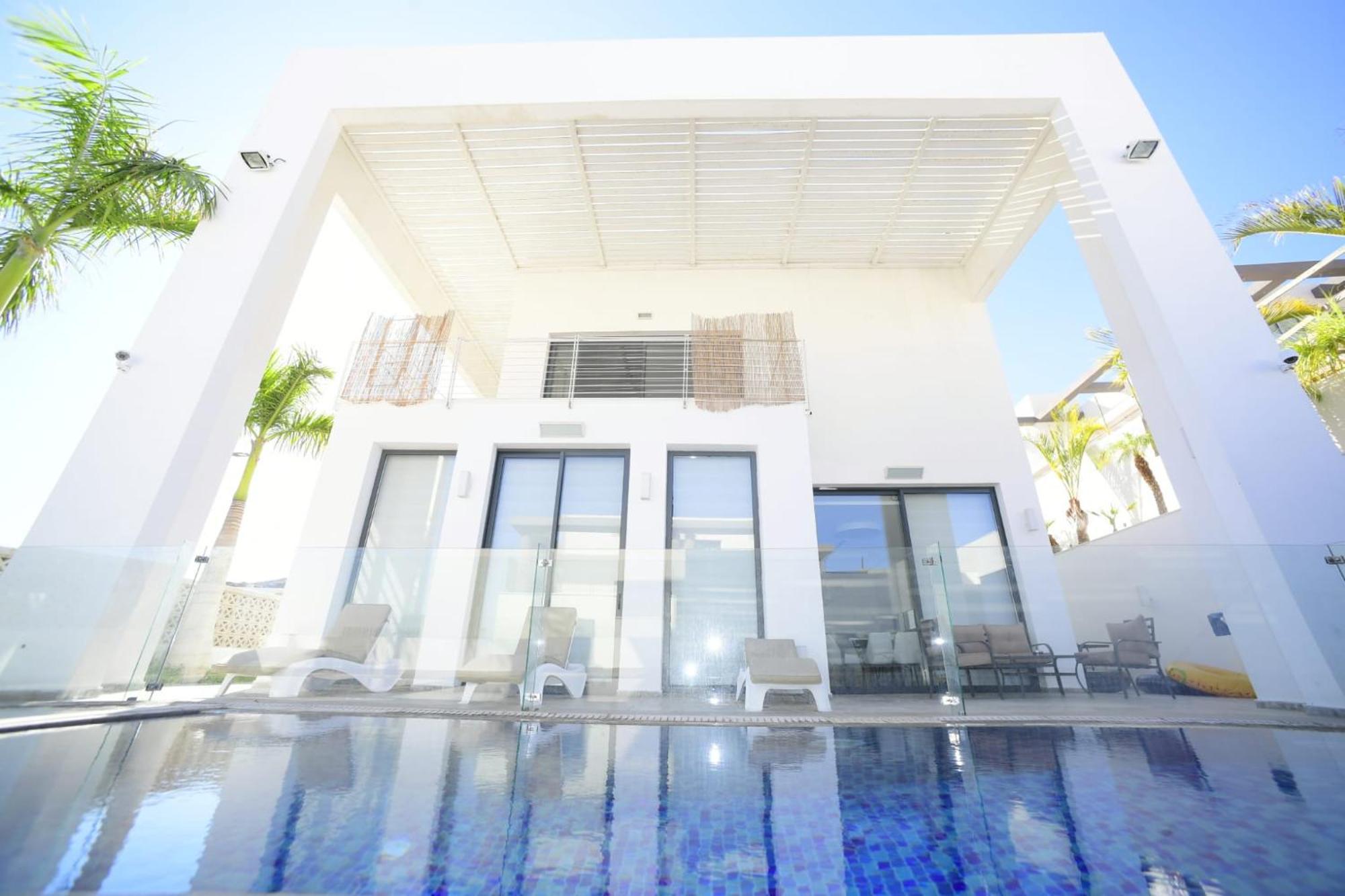 Villa New ! 430m Luxury Class 8-bdr Exclusive Design Heated Pool Jucuzzi Sauna Eilat